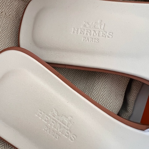 Hermes White Oran sandals - Picture 3 of 5